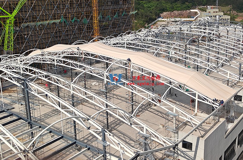 勞動最光榮，致敬一線工作者！