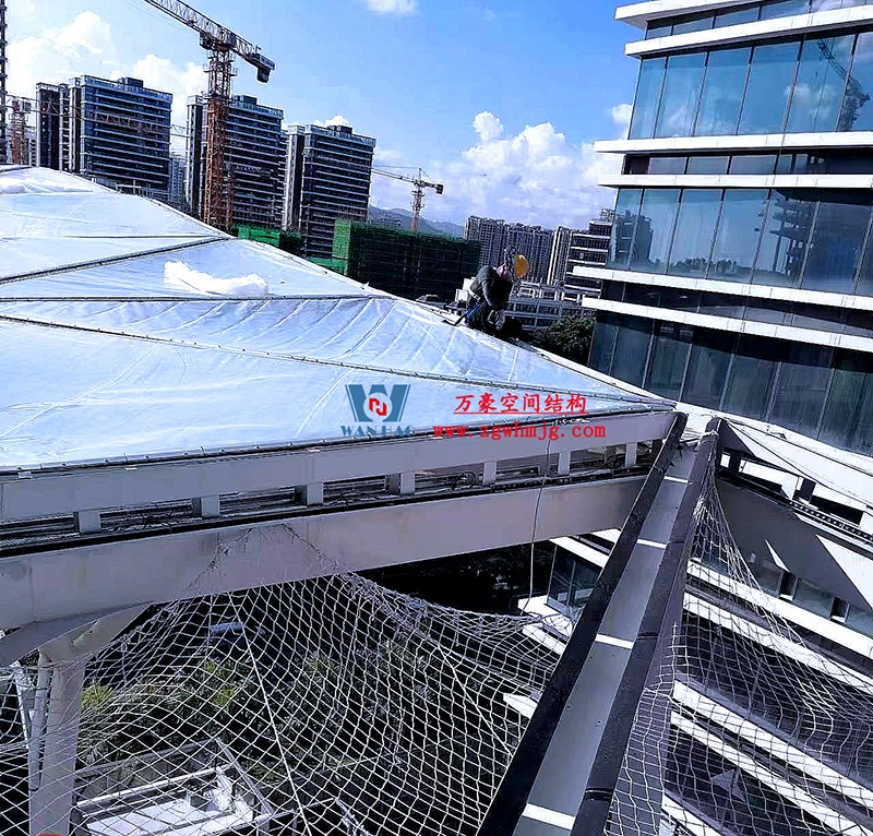 縱使烈日炎炎，腳步從未止歇！海南這個ETFE氣枕膜項目施工進度有最新消息