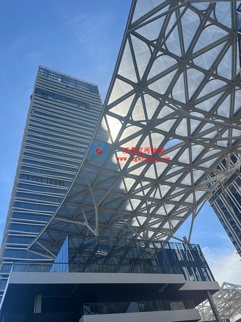 縱使烈日炎炎，腳步從未止歇！海南這個ETFE氣枕膜項目施工進度有最新消息