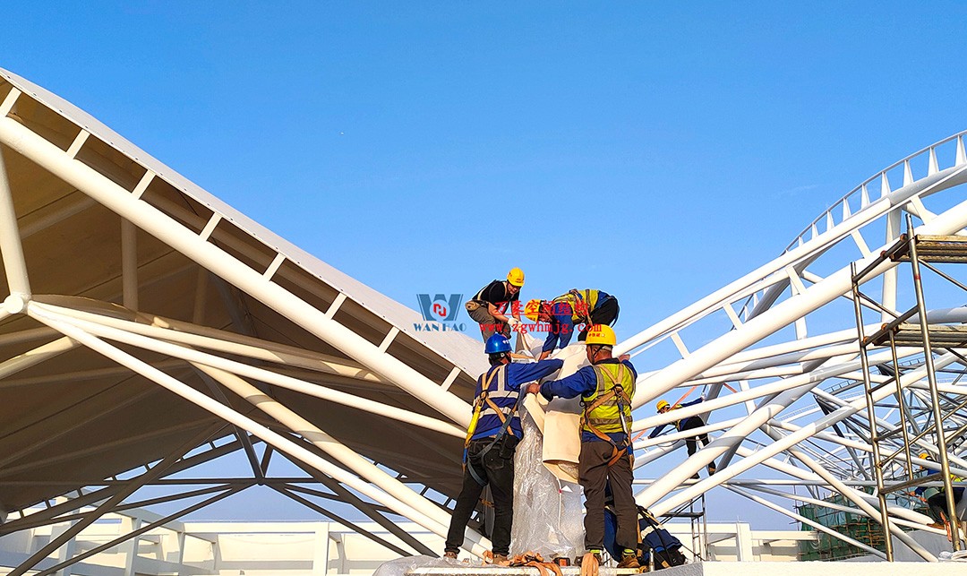 工程進度全速推進,PTFE膜材張拉在即! 工程進度全速推進,PTFE膜材張拉在即!