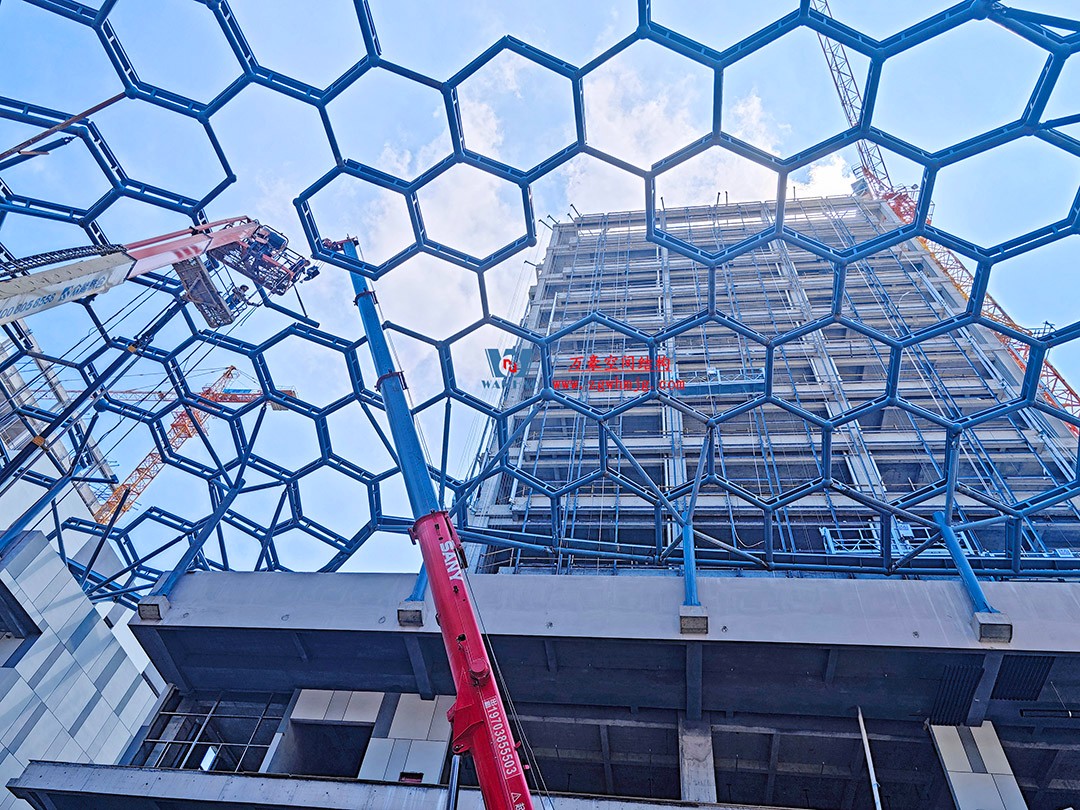 已完工,這個ETFE氣枕商業天幕閃亮登場! 已完工,這個ETFE氣枕商業天幕閃亮登場!