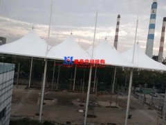 張拉膜結(jié)構(gòu)雨棚遮陽(yáng)棚好嗎？為什么張拉膜雨棚遮陽(yáng)棚如此受歡迎？